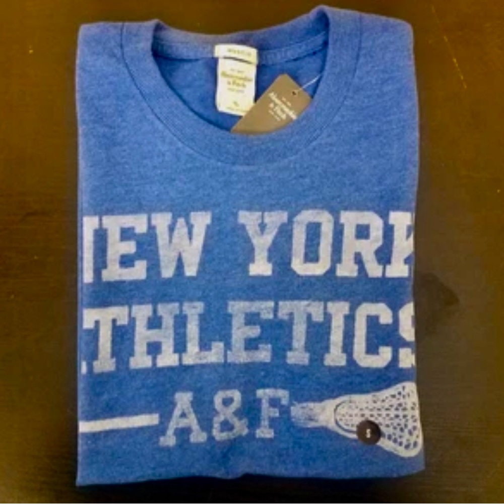 Abercrombie & Fitch Blue Short Sleeve Tee